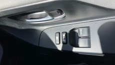 Toyota Yaris 1.33 VVT-i Icon 5dr Petrol Hatchback